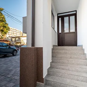 Hotel Simona, Bucharest
