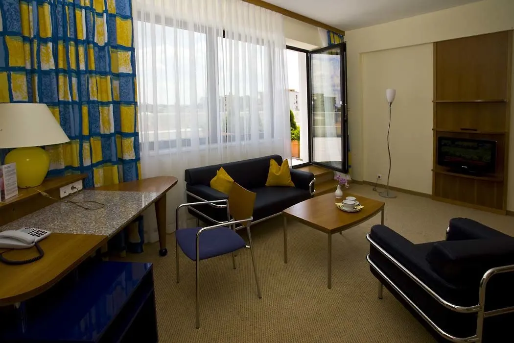 Starlight Suites Hotel Bucharest