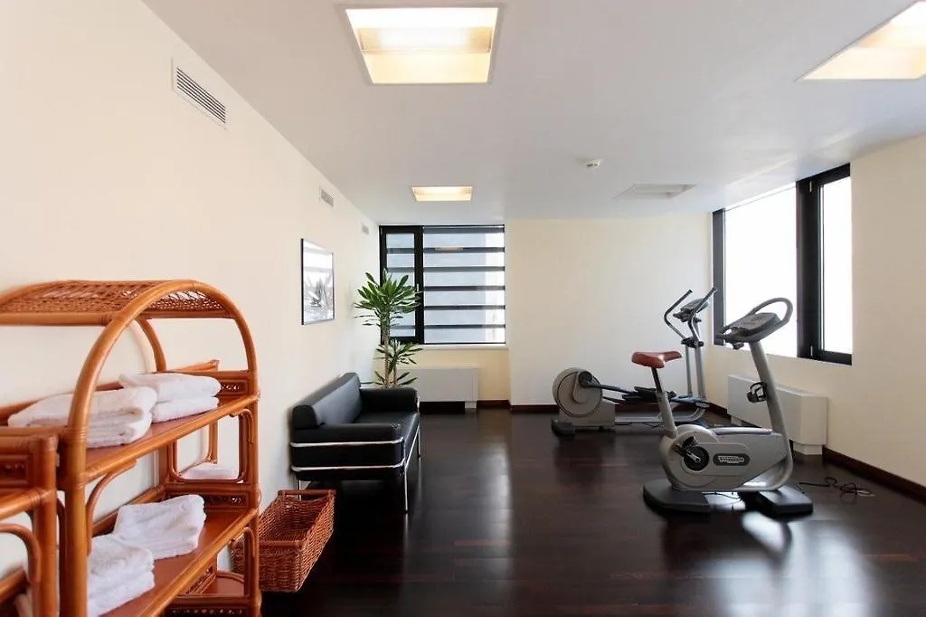 Starlight Suites Hotel Bucharest