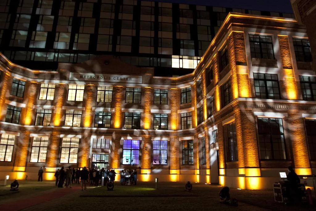 Starlight Suites Hotel Bucharest